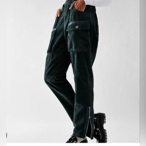 Free People NWT London Calling Low Rise Tapered Leg Slouchy Cord Pants Green-30
